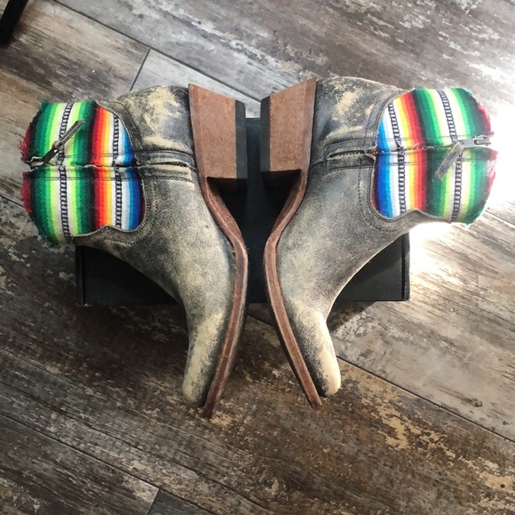 Macie Bean Booties Sz 8.5 - Picture 5 of 9